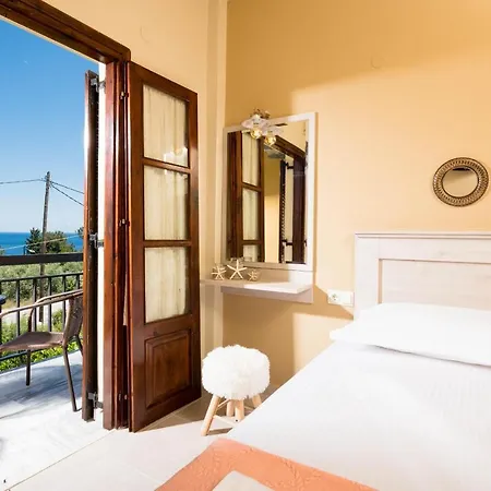 Sotiria Maison d'hôtes Koinira