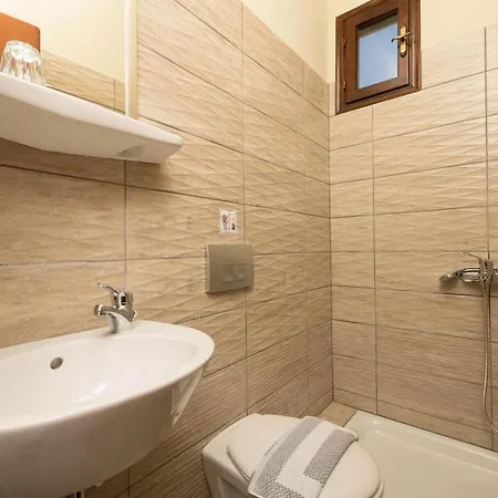 בית הארחה Sotiria 3*