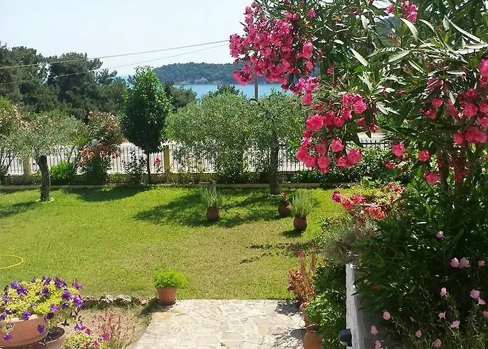 Sotiria Konukevi Koinira