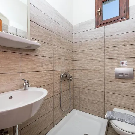 Guest house Sotiria 3*